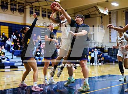Thumbnail 3 in Milpitas vs Salinas (CIF CCS Division 1 Round 1) photogallery.