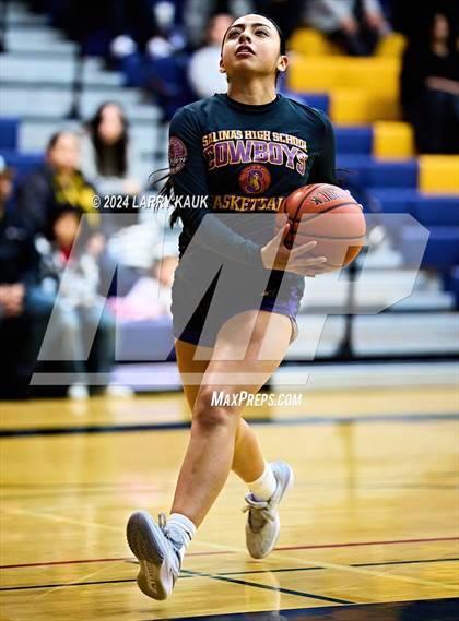Thumbnail 3 in Milpitas vs Salinas (CIF CCS Division 1 Round 1) photogallery.