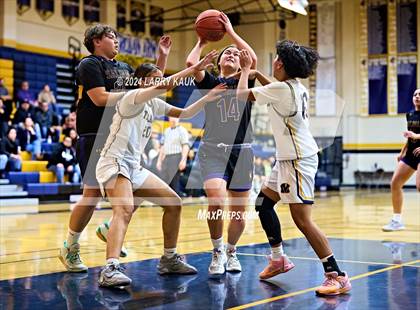 Thumbnail 2 in Milpitas vs Salinas (CIF CCS Division 1 Round 1) photogallery.