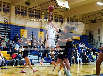 Thumbnail 2 in Milpitas vs Salinas (CIF CCS Division 1 Round 1) photogallery.