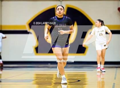 Thumbnail 2 in Milpitas vs Salinas (CIF CCS Division 1 Round 1) photogallery.