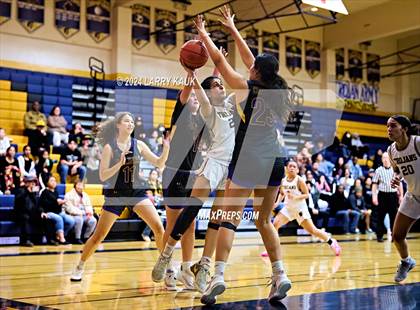 Thumbnail 3 in Milpitas vs Salinas (CIF CCS Division 1 Round 1) photogallery.