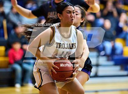Thumbnail 2 in Milpitas vs Salinas (CIF CCS Division 1 Round 1) photogallery.
