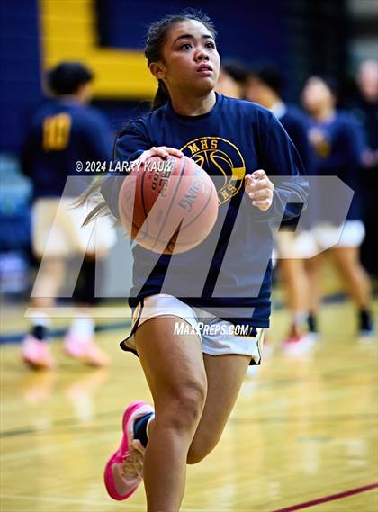 Thumbnail 2 in Milpitas vs Salinas (CIF CCS Division 1 Round 1) photogallery.