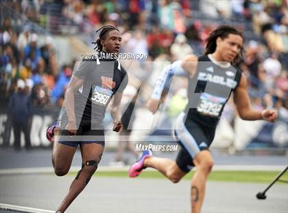 Thumbnail 3 in FHSAA Class 4A Final (400m) photogallery.