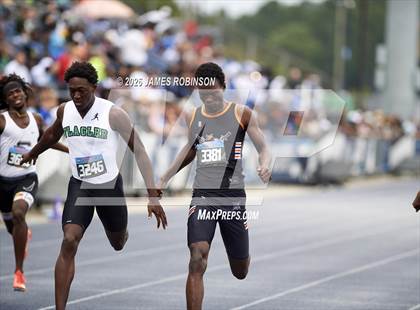 Thumbnail 3 in FHSAA Class 4A Final (400m) photogallery.