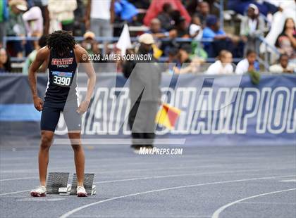 Thumbnail 1 in FHSAA Class 4A Final (400m) photogallery.