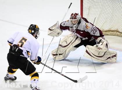 Thumbnail 1 in Milford vs. Amity Regional (CIAC DII Semifinal) photogallery.