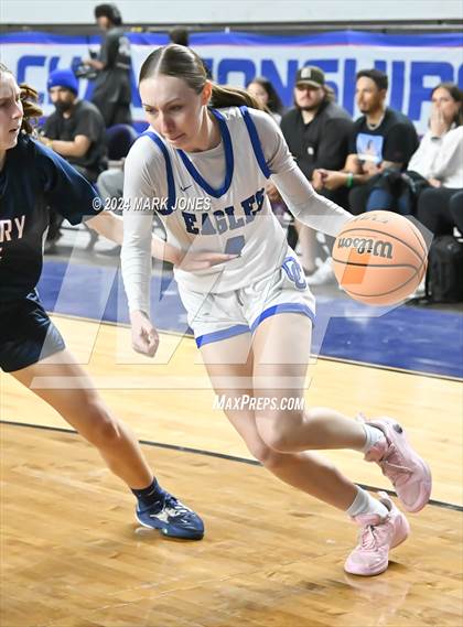 Thumbnail 1 in O'Connor vs. Perry (AIA 6A Final) photogallery.