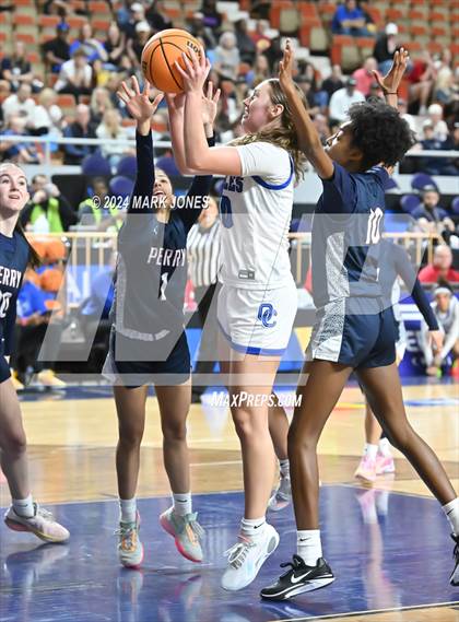 Thumbnail 3 in O'Connor vs. Perry (AIA 6A Final) photogallery.