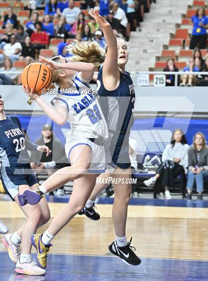 Thumbnail 3 in O'Connor vs. Perry (AIA 6A Final) photogallery.