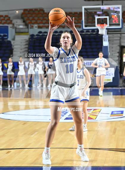 Thumbnail 3 in O'Connor vs. Perry (AIA 6A Final) photogallery.