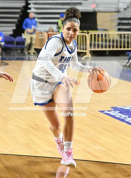 Thumbnail 3 in O'Connor vs. Perry (AIA 6A Final) photogallery.