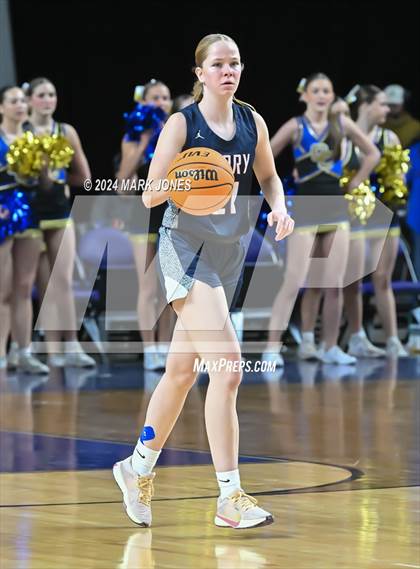 Thumbnail 3 in O'Connor vs. Perry (AIA 6A Final) photogallery.