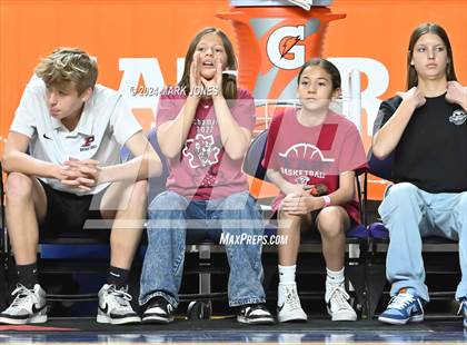 Thumbnail 2 in O'Connor vs. Perry (AIA 6A Final) photogallery.