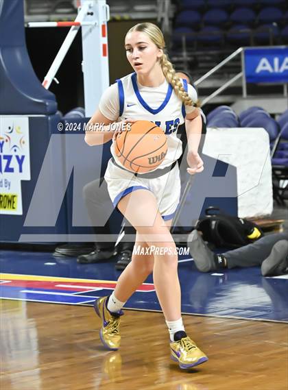 Thumbnail 2 in O'Connor vs. Perry (AIA 6A Final) photogallery.