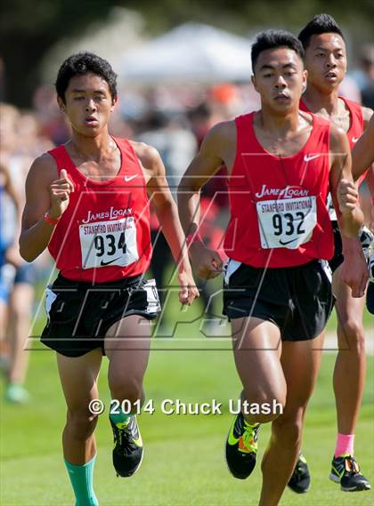 Thumbnail 3 in Stanford Invitational Boys 5K Division 1 Race photogallery.