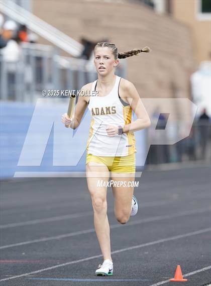 Thumbnail 3 in Stoney Creek vs. Royal Oak (MHSAA Regionals) photogallery.
