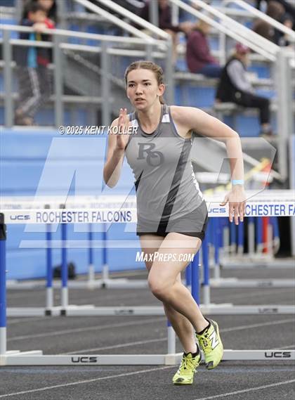 Thumbnail 3 in Stoney Creek vs. Royal Oak (MHSAA Regionals) photogallery.