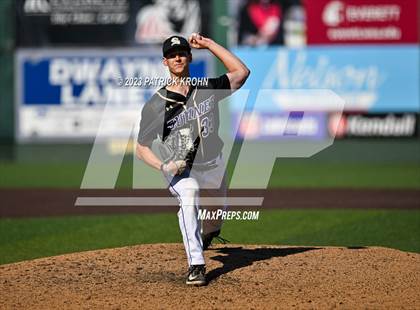 Thumbnail 1 in Sumner @ Puyallup (WIAA 4A Semifinal) photogallery.