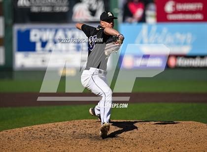 Thumbnail 3 in Sumner @ Puyallup (WIAA 4A Semifinal) photogallery.