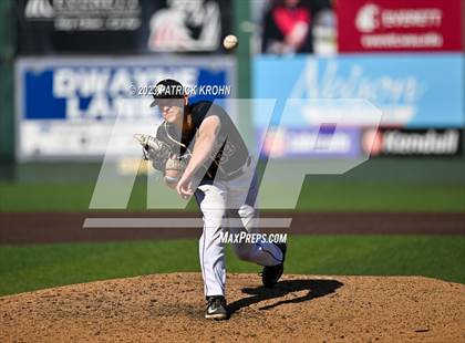 Thumbnail 2 in Sumner @ Puyallup (WIAA 4A Semifinal) photogallery.