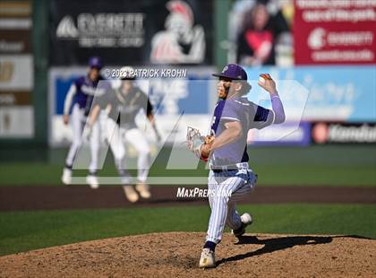 Thumbnail 1 in Sumner @ Puyallup (WIAA 4A Semifinal) photogallery.