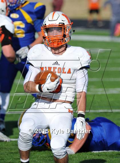 Thumbnail 3 in Sunnyvale vs. Mineola (UIL 3A Quarterfinal) photogallery.