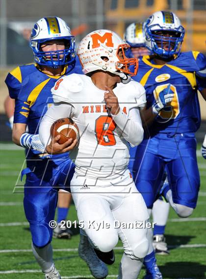Thumbnail 3 in Sunnyvale vs. Mineola (UIL 3A Quarterfinal) photogallery.