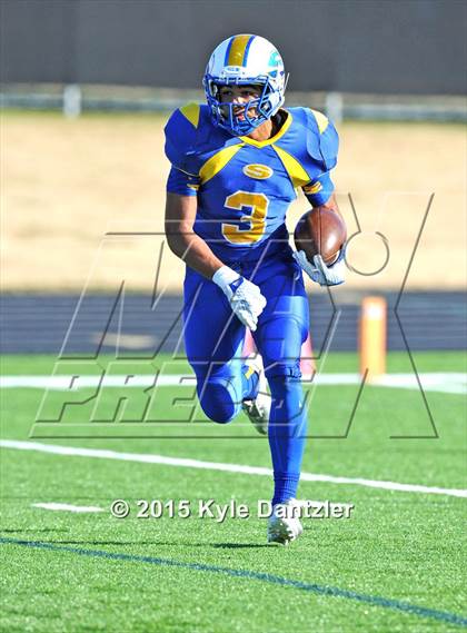 Thumbnail 2 in Sunnyvale vs. Mineola (UIL 3A Quarterfinal) photogallery.