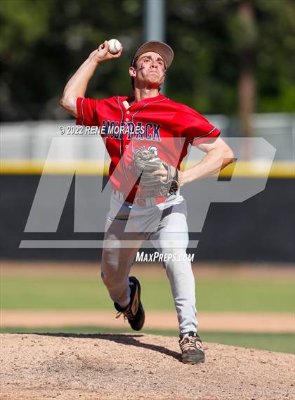 Thumbnail 1 in Great Oak vs Maranatha (CIF SS D2 Round 1 Playoff) photogallery.