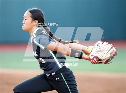 Thumbnail 2 in Deer Park vs. Lake Ridge (UIL 6A Softball Semifinal) photogallery.