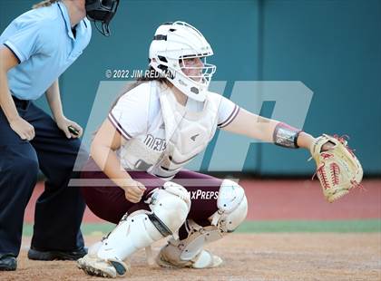 Thumbnail 2 in Deer Park vs. Lake Ridge (UIL 6A Softball Semifinal) photogallery.