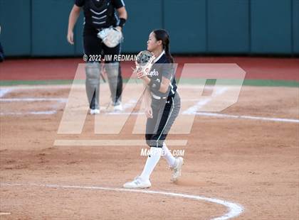 Thumbnail 2 in Deer Park vs. Lake Ridge (UIL 6A Softball Semifinal) photogallery.