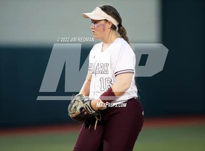Thumbnail 1 in Deer Park vs. Lake Ridge (UIL 6A Softball Semifinal) photogallery.