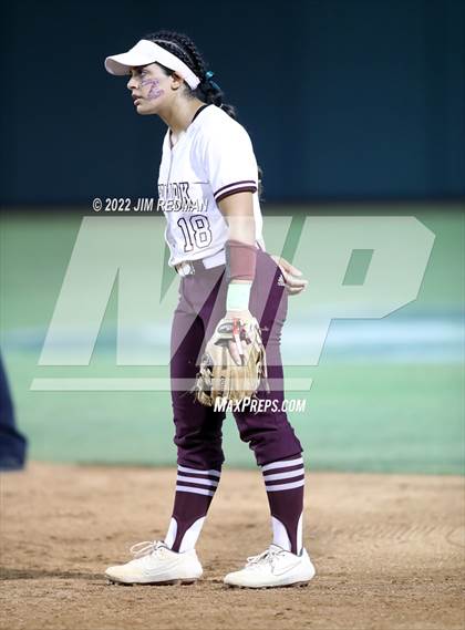 Thumbnail 1 in Deer Park vs. Lake Ridge (UIL 6A Softball Semifinal) photogallery.