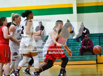 Thumbnail 3 in Jefferson vs. Hull-Daisetta photogallery.
