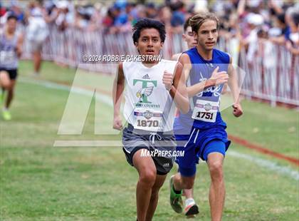Thumbnail 2 in UIL Cross Country 3A Finals (5K) photogallery.