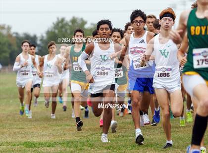 Thumbnail 2 in UIL Cross Country 3A Finals (5K) photogallery.