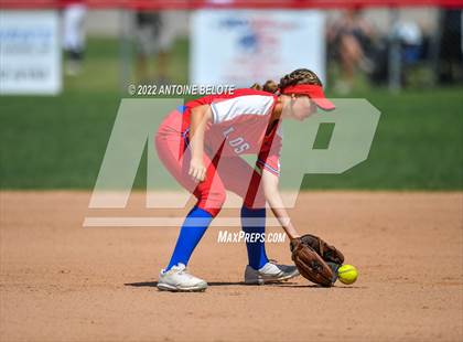 Thumbnail 3 in Los Alamitos vs. Foothill photogallery.