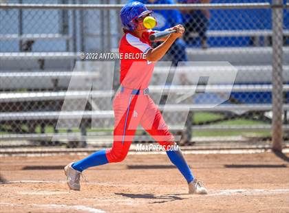 Thumbnail 3 in Los Alamitos vs. Foothill photogallery.