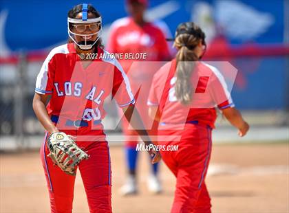 Thumbnail 3 in Los Alamitos vs. Foothill photogallery.