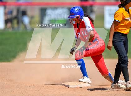 Thumbnail 1 in Los Alamitos vs. Foothill photogallery.