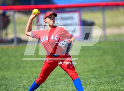 Thumbnail 2 in Los Alamitos vs. Foothill photogallery.