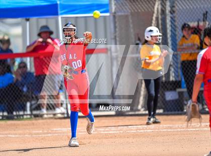 Thumbnail 2 in Los Alamitos vs. Foothill photogallery.
