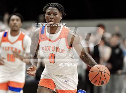 Thumbnail 2 in East St. Louis vs. Sacred Heart-Griffin (IHSA 3A Super Sectional) photogallery.