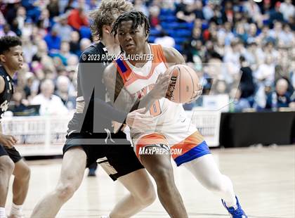 Thumbnail 2 in East St. Louis vs. Sacred Heart-Griffin (IHSA 3A Super Sectional) photogallery.