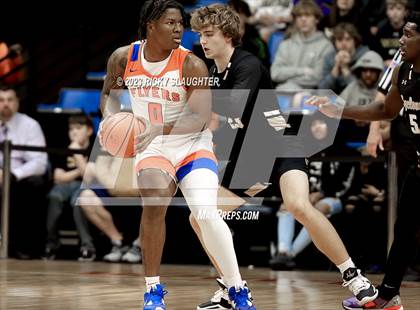 Thumbnail 1 in East St. Louis vs. Sacred Heart-Griffin (IHSA 3A Super Sectional) photogallery.