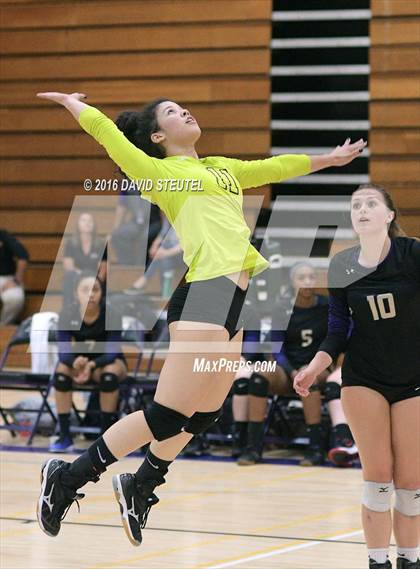 Thumbnail 1 in Bradshaw Christian vs. Capital Christian (CIF SJS D5 Final) photogallery.