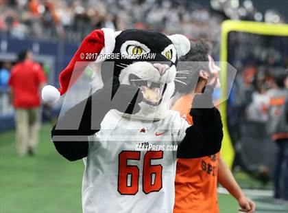 Thumbnail 2 in Aledo vs. College Station (UIL 5A Division 2 Final) photogallery.